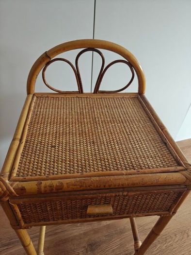 Wicker 70s bedside tables x2