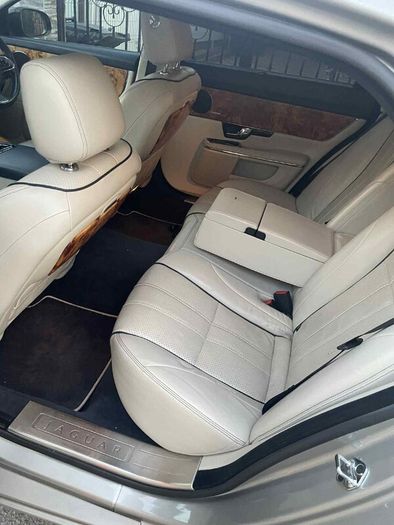 Jaguar XJ 2010