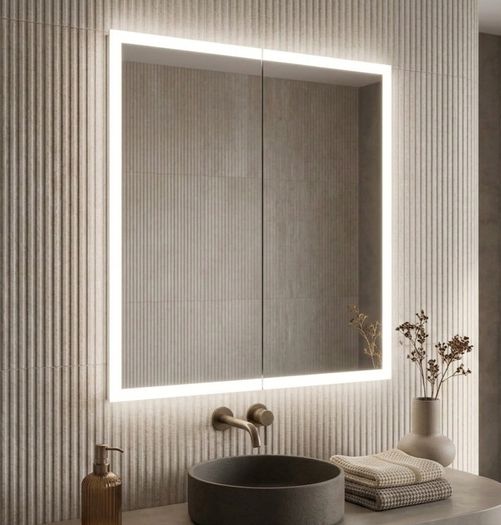 Sonas Illuminated Mirror cabinet