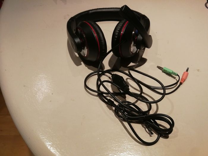 Gaming Headphones With Microphone