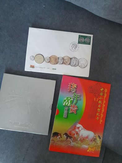 few coins and notes