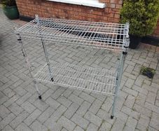 Metal adjustable shelves