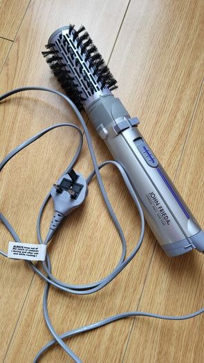 hot air brush