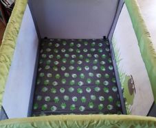 Travel cot