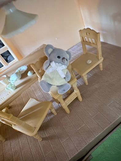 Sylvanian Families Bundle (2 houses + more)