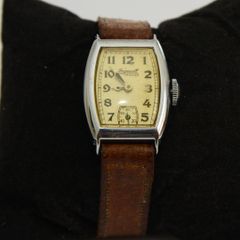 Vintage USA Made Ingersol Swagger Tank Gents Manual Watch