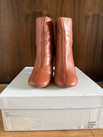 Leather boots size 39