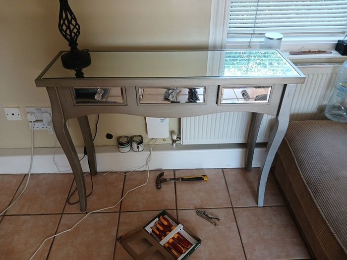 Glass mirror console table