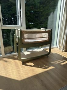 SnuzPod 5 Bedside Crib - Sage - Like New
