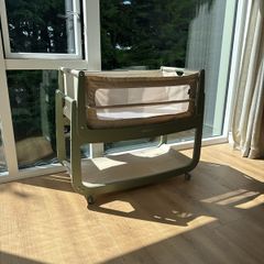 SnuzPod 5 Bedside Crib - Sage - Like New