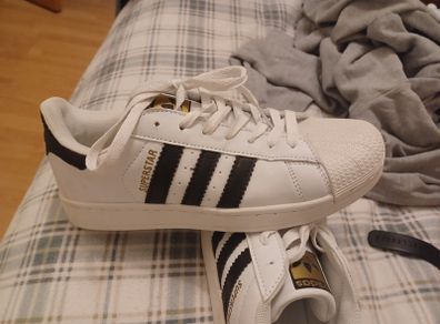 Adidas Superstar