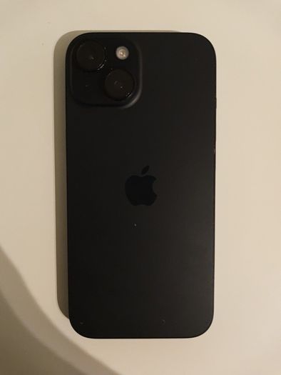 iPhone 15 128