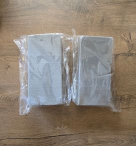 2 Foam bricks for Christmas flower decoration