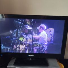 23 inch Blaupunkt TV with built-in dvd