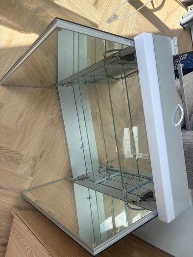 Bathroom cabinet