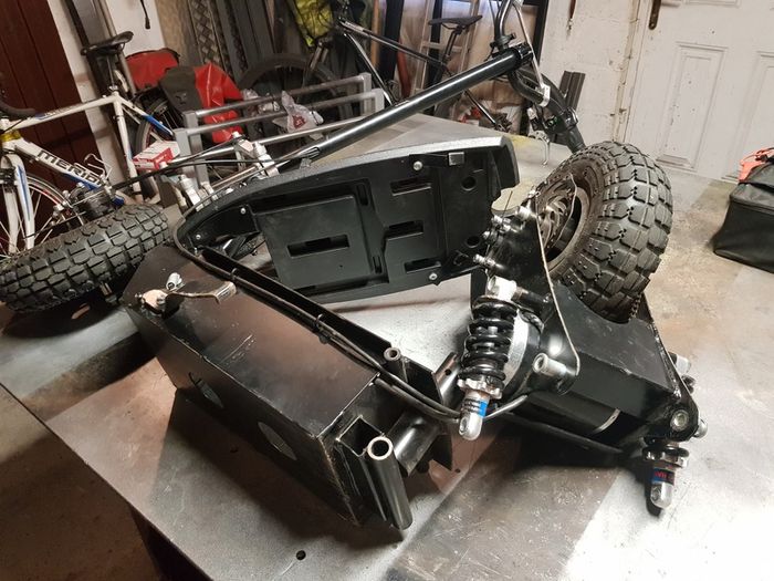 Welder available for Aluminium Welding,Alu wheels repair,E Scooter Aluminium Welding repairs,Cast Iron welding