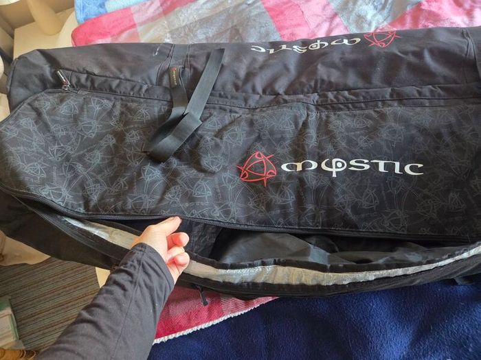 Kitesurf Travel Bag. MYSTIC brand. Very good condition. with wheels