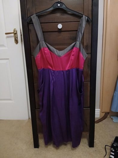 ITSOLA fabulous silk dress
