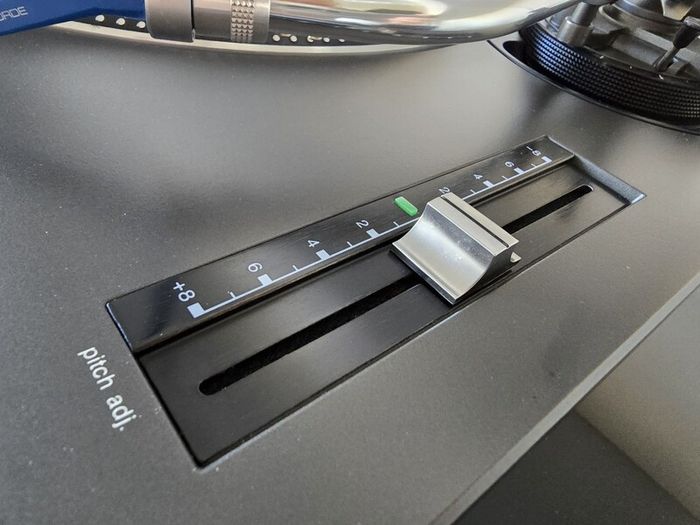 The Technics Sb-e100 Se-a5 Su-a6  Sl-1210 Mk2