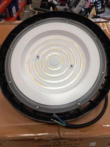 UFO LED LIGHT 100W (brand new in box)