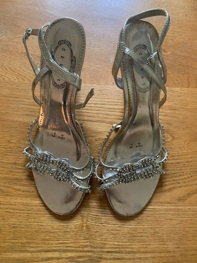 womans footwear
