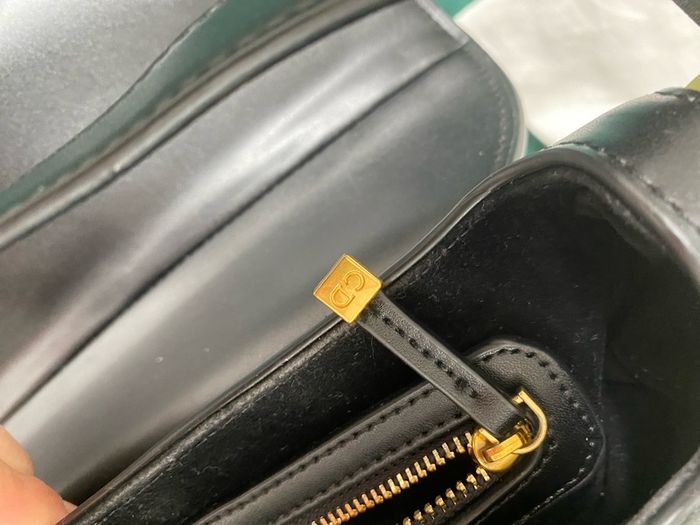 black handbag