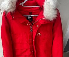 Money red jacket with removable fur/hood