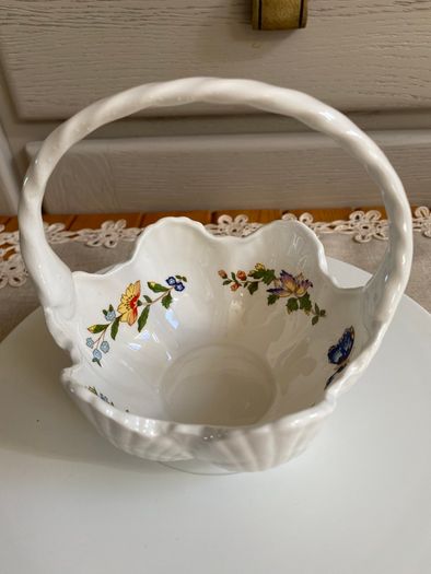 Aynsley Shell Cottage Garden Fine Bone China Basket Dish
