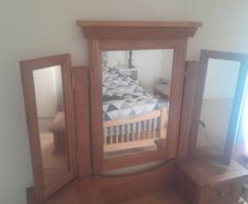 Dressing table with foldable 3mirrors with drawers