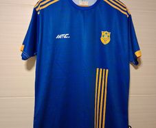 Muff Donegal GAA Jersey. CLG Naomh Padraig Uisce Chaoin Muff Donegal. Collect In Dublin Or Receive Via Post.