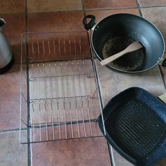 Free Kettle, Wok and Wooden utensil, Chrome Dish drainer, Skillet...