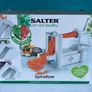 Salter vegetable spiraliser with 3 blades Image 5