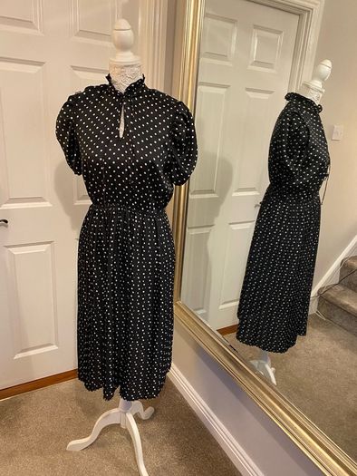dress polka dot