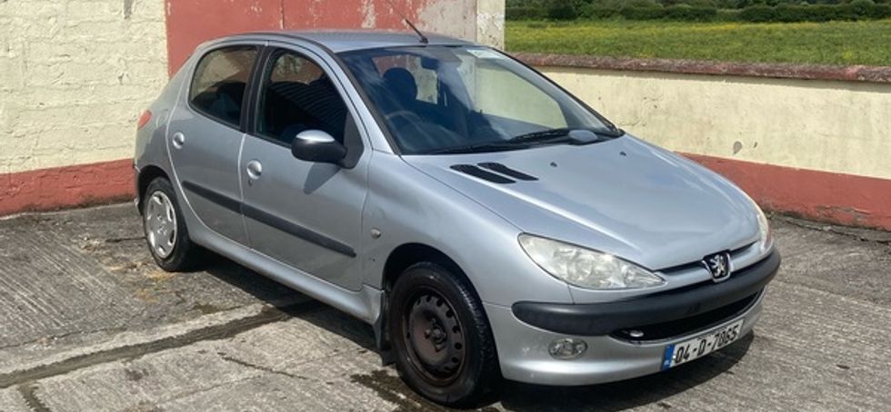 2004 Peugeot 206