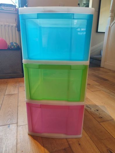 Plastic drawers