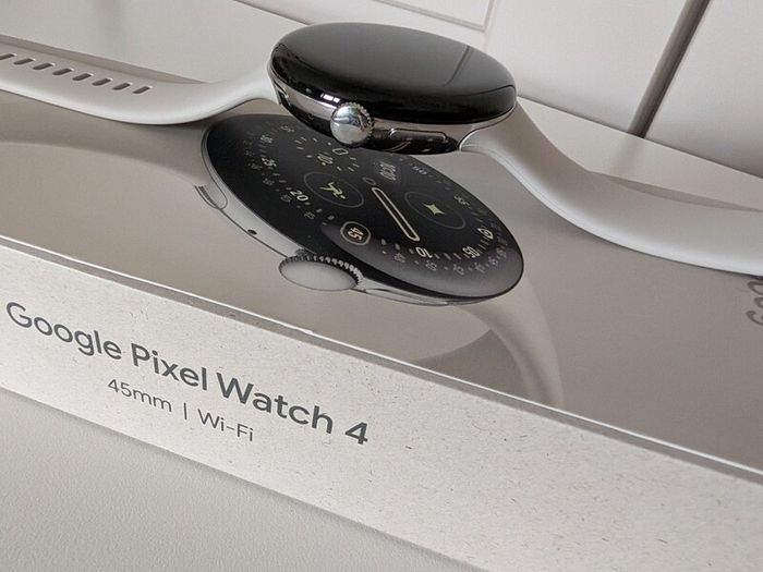Google Pixel Watch 4 45mm Wi-Fi