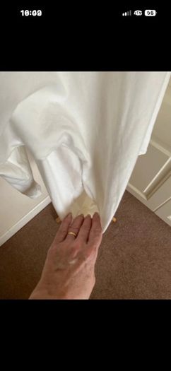 Long cream top with pockets, size 14-16