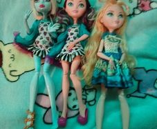 monster high and ever after high lot
