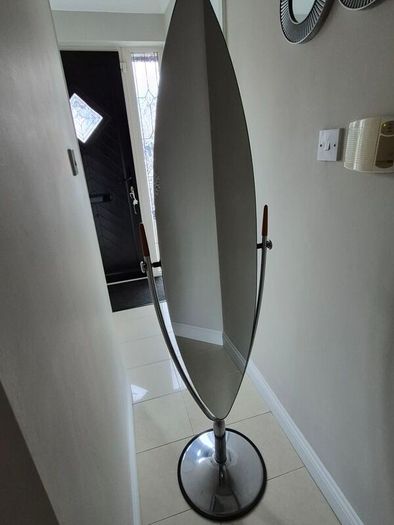 mirror