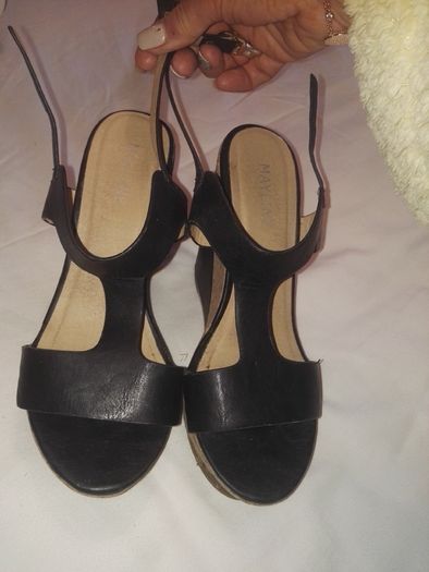 Ladies Sandals