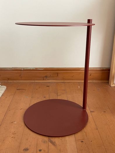 Noo.ma Ande side table - Auburn Red