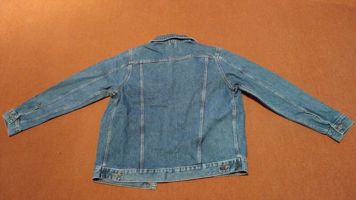 Jacket.