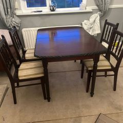 Dining table & chairs