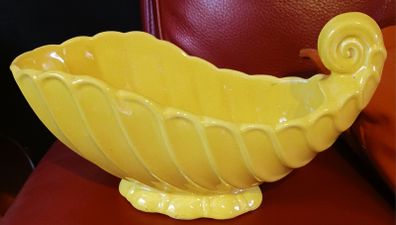 1960s Price Kensington Shell Vase