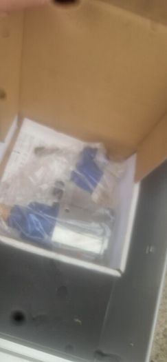 large 6x5 tool box two in two parts top and bottom on wheels top brands snap on.  Blue  point teng tools. Oil change kit . Piston pressure kit   lot of tools  snap onlarge