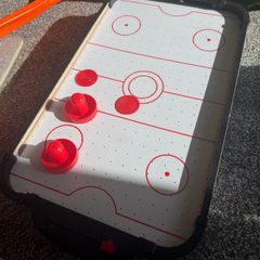 air hockey table