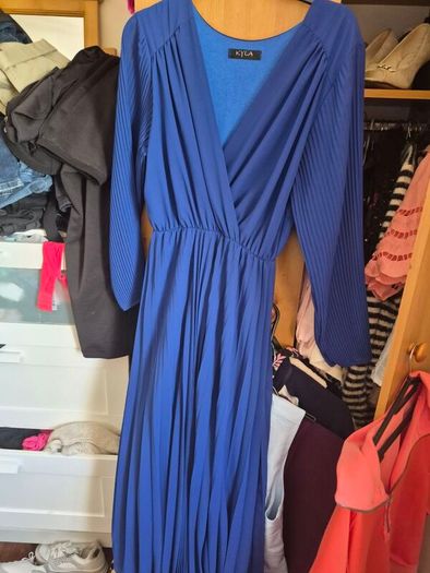 dresses 2 beautiful dresses
