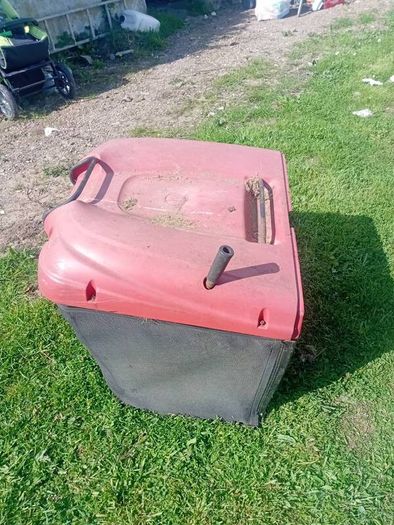 Castle garden  lawnmower