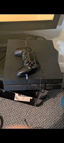 PS4 + Controller