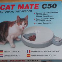 Automatic Pet Feeder